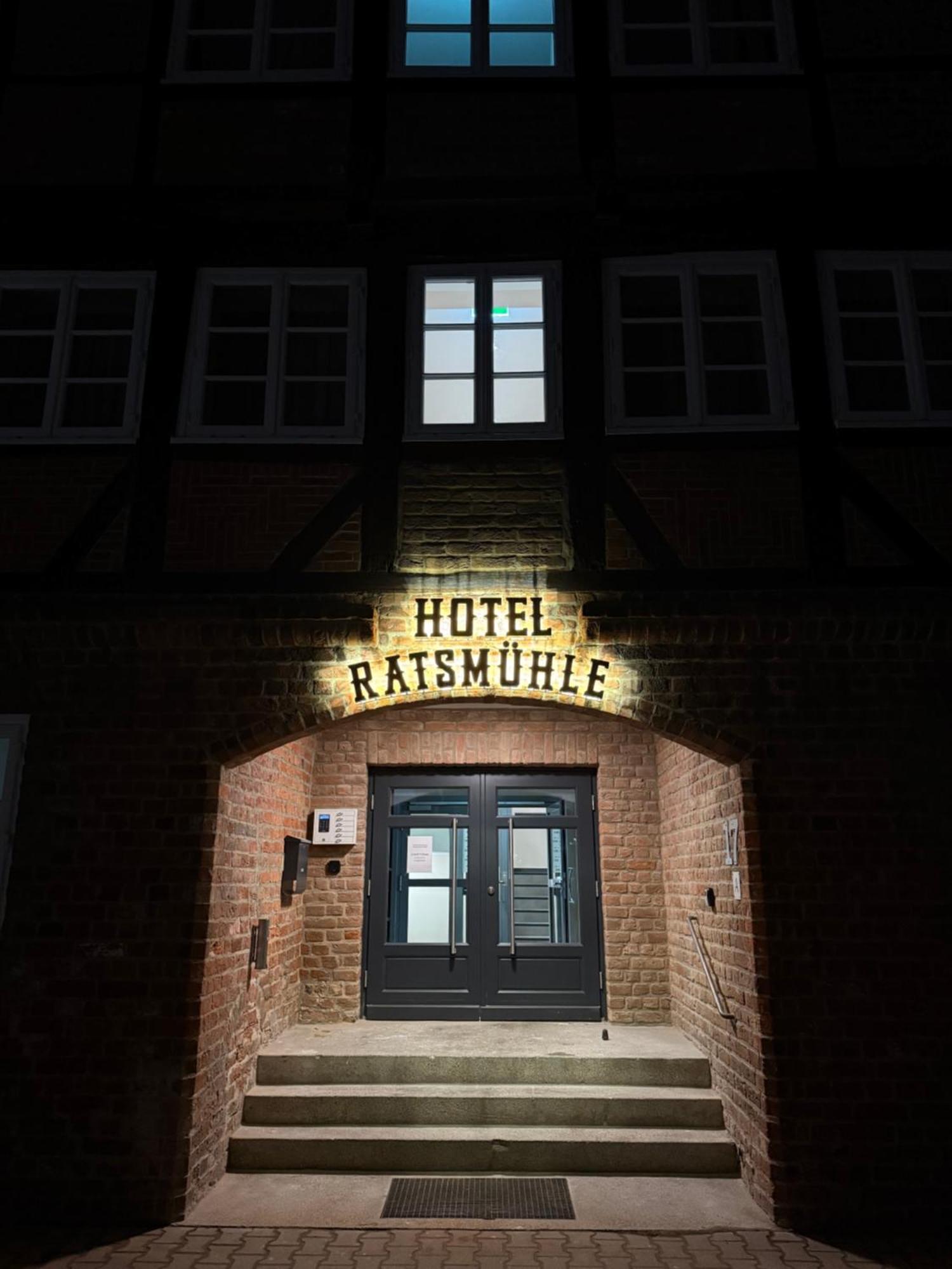 Hotel Ratsmuehle Lueneburg Екстер'єр фото